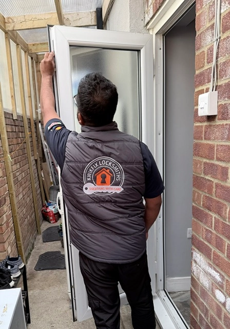 kwikfix locksmith west london project photos and videos